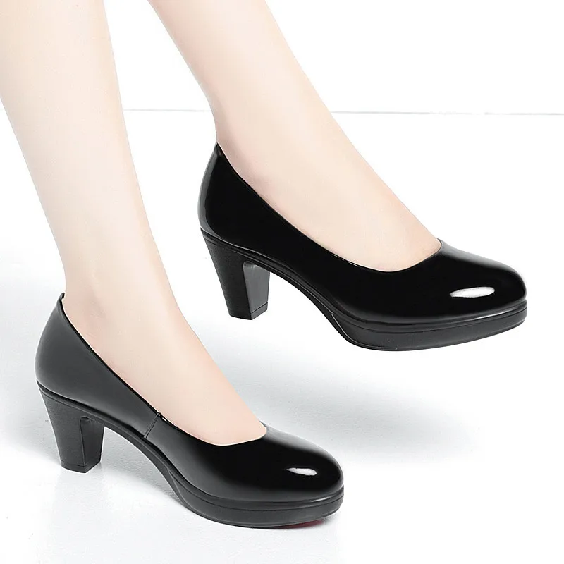 Patent Leather Pump - Элегантные женские туфли-лодочки на платформе из