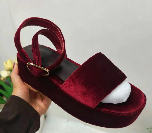 Women'S Shoes Burgundy - Бордовые бархатные босоножки на танкетке с