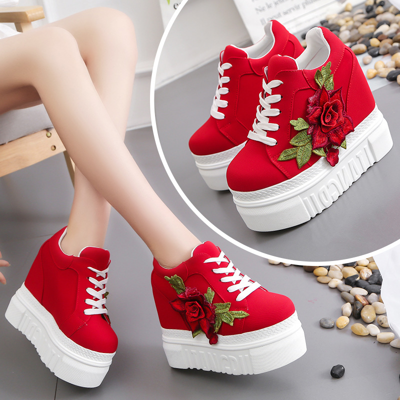 Wedge Heeled Sneaker - Женские спортивные кроссовки, повседневные, на скрытой