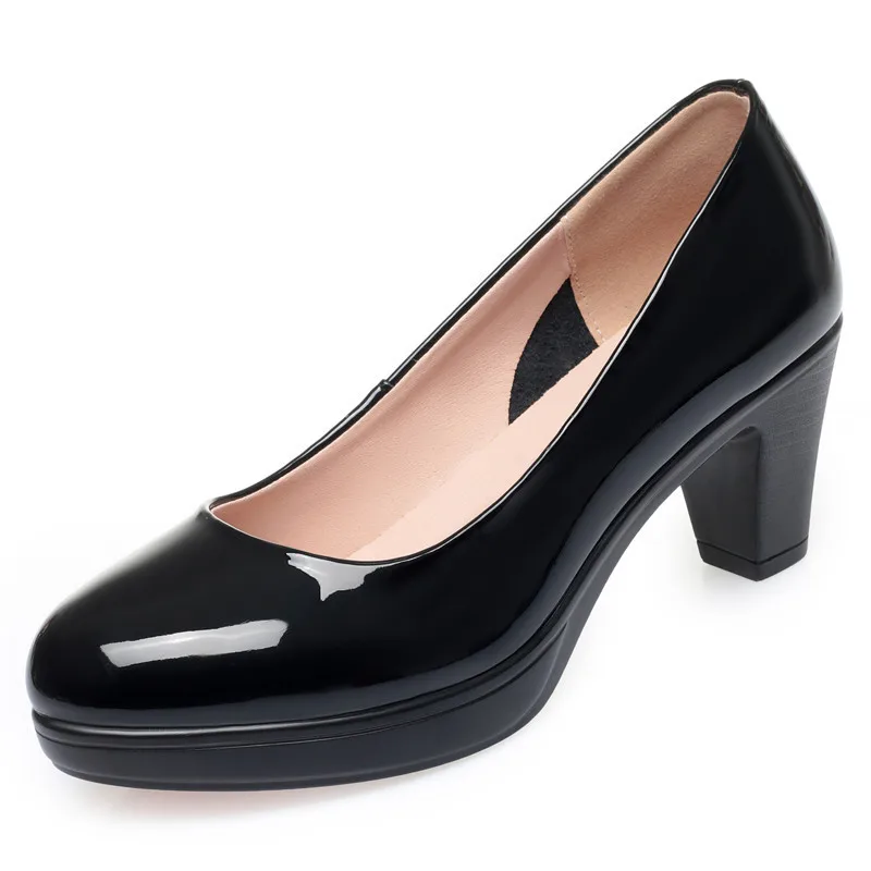 Элегантные женские туфли-лодоч – обзор и цена Patent Leather Pump