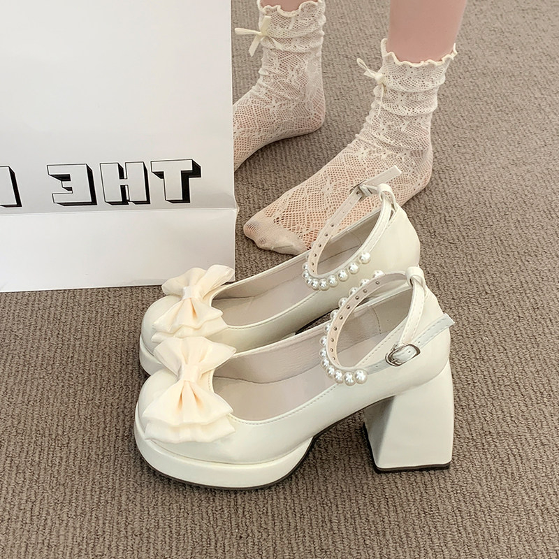 Женские туфли Мэри Джейн из ла – обзор и цена Patent Leather Pump