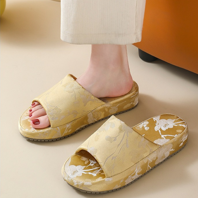 Женские домашние тапочки в кит – обзор и цена Women Shoes Wedges