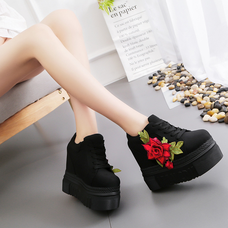 Женские спортивные кроссовки,  – обзор и цена Wedge Heeled Sneaker