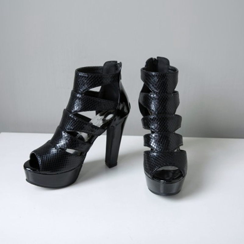 Женские босоножки на массивном – обзор и цена Wedge Heeled Sneaker